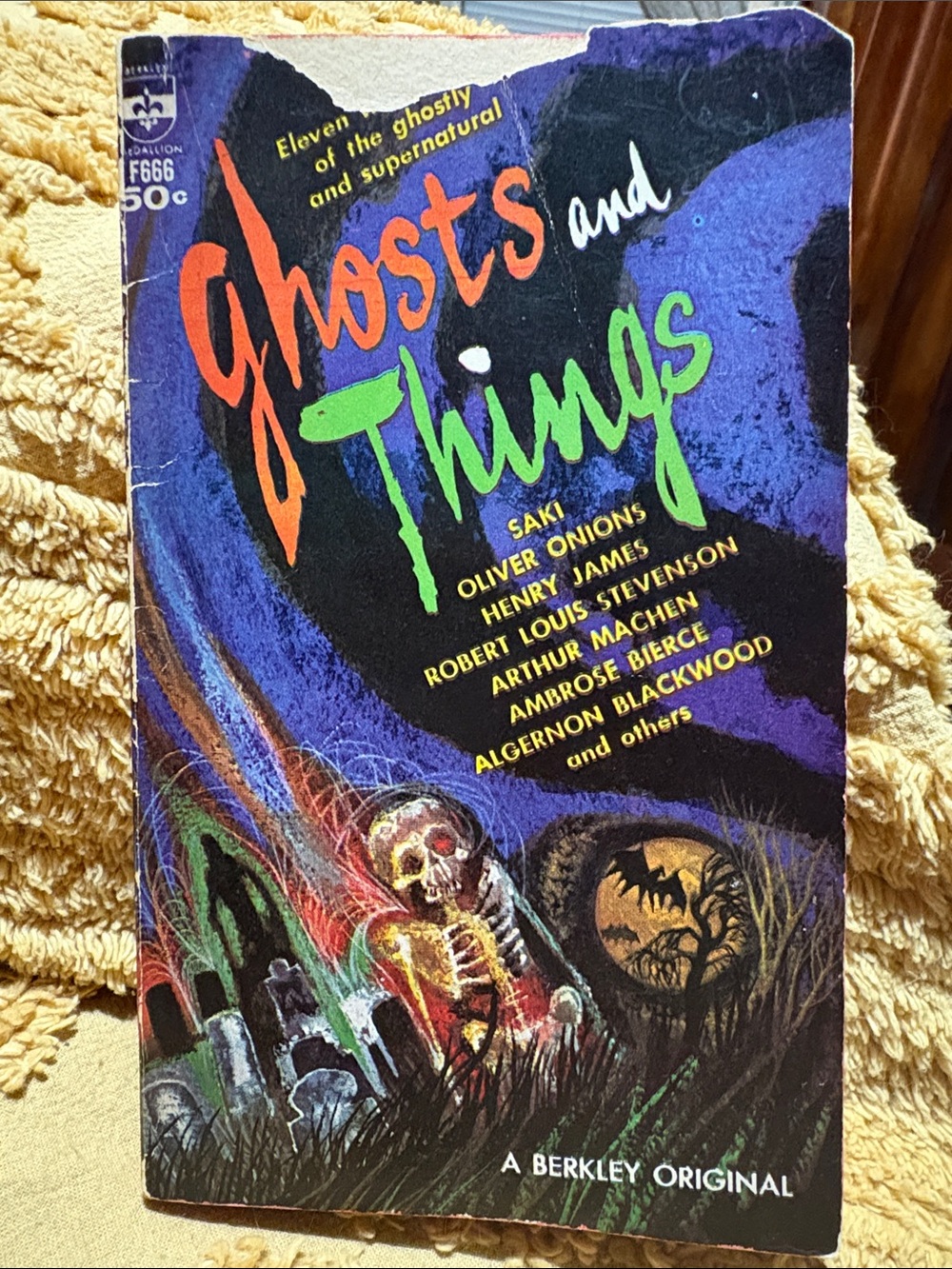 'Ghosts and Things' Vintage Horror Paperback